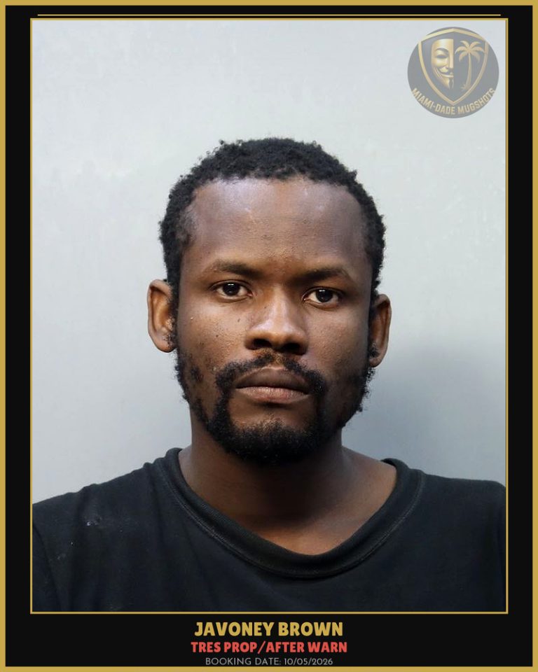Brown Javoney  Christon Arrested – TRES PROP/AFTER WARN – Miami-Dade County (Unknown)