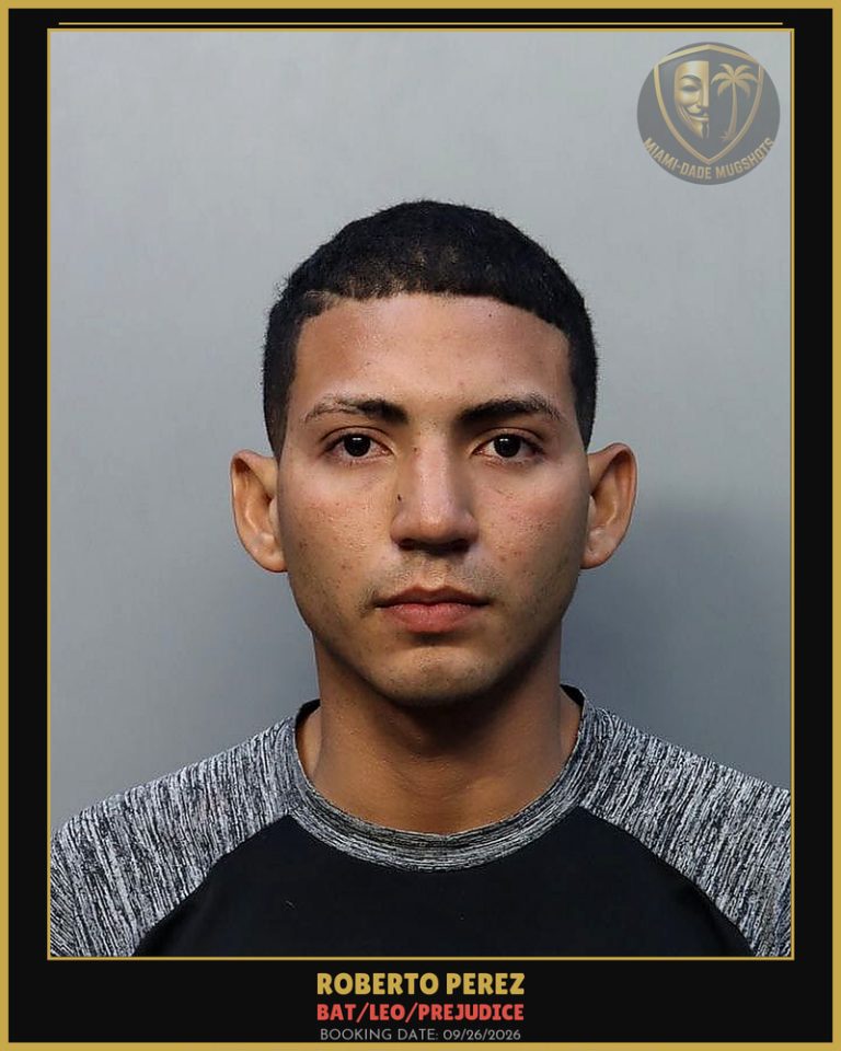 Perez Roberto  Ty Arrested – BAT/LEO/PREJUDICE – Miami-Dade County (Unknown)